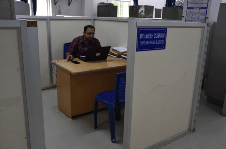 UEM Jaipur Faculty Seating photo 4